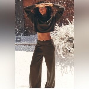 ALO Yoga Serenity wide leg pants.  Chocolate Brown
